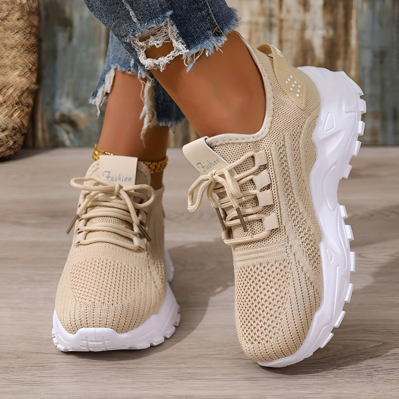 Bella™ | Comfortable Trainers with Supportive Footbed