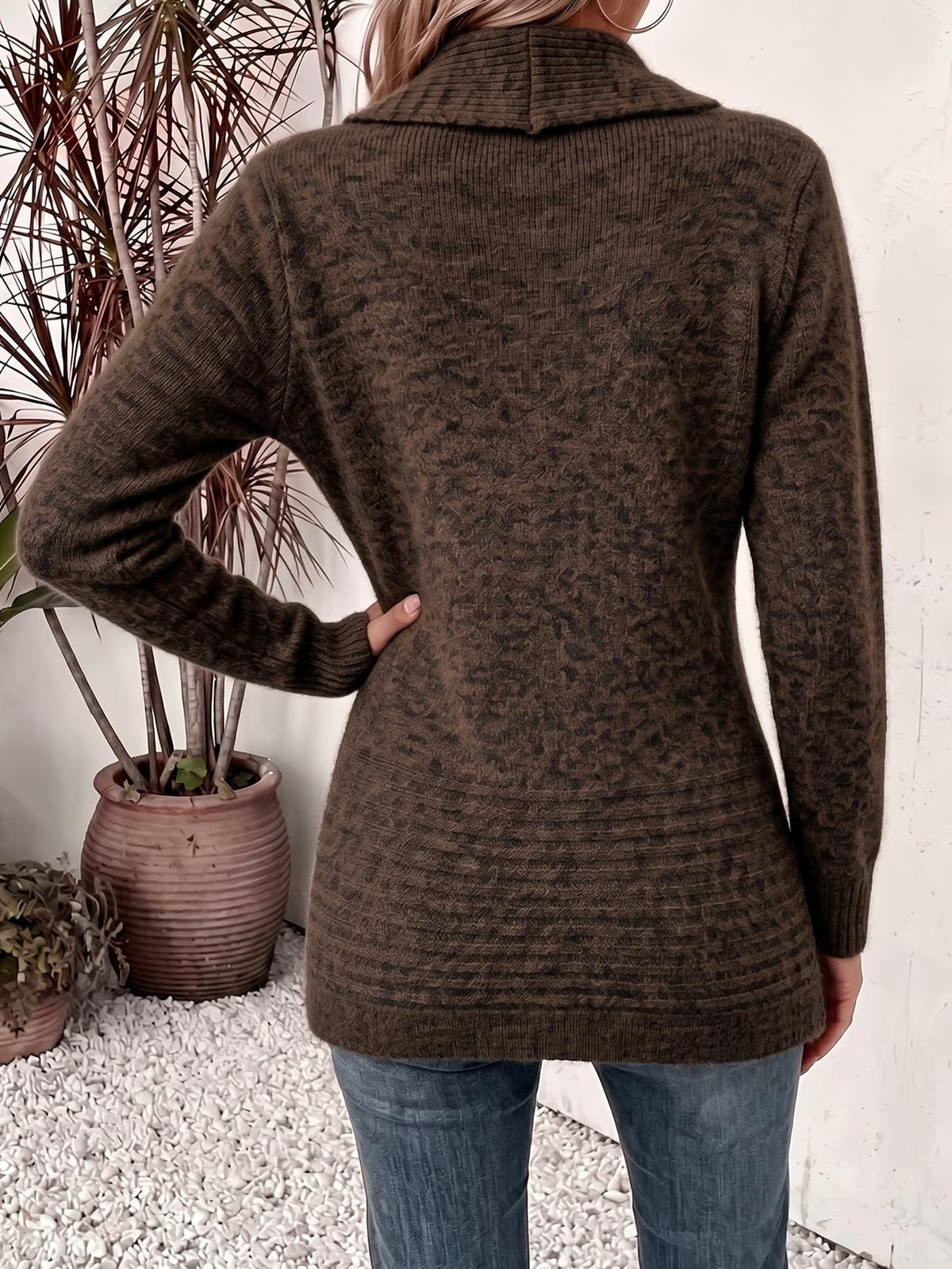 Cynthia | Cosy Ribbed Button-Tab Cardigan