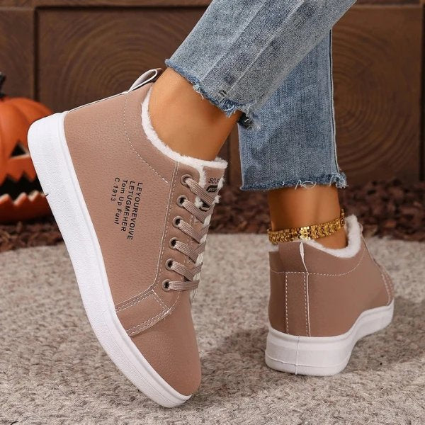 PlushStep™ | Comfortable Fleece-Lined Lace-Up Trainers