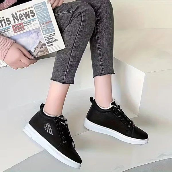 PlushStep™ | Comfortable Fleece-Lined Lace-Up Trainers